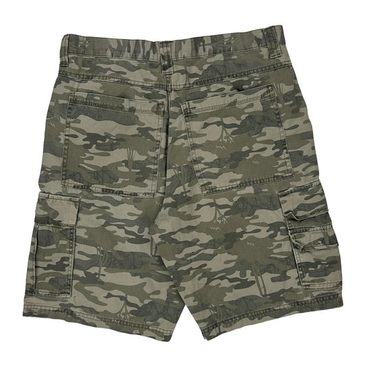 Wrangler Camo Cargo Shorts - 34W 10L Camo Cotton