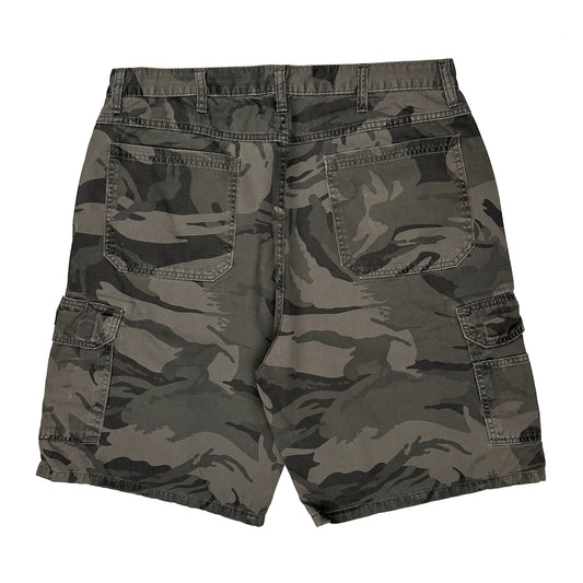 Wrangler Camo Cargo Shorts - 36W 10L Camo Cotton