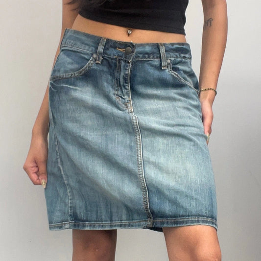 Vintage blue L.O.G.G Denim Skirt - womens 30" waist